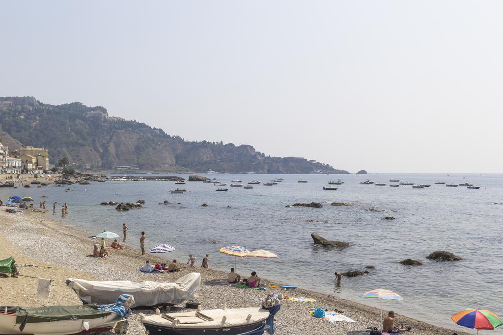 Studio Coral View Giardini Naxos Ngoại thất bức ảnh